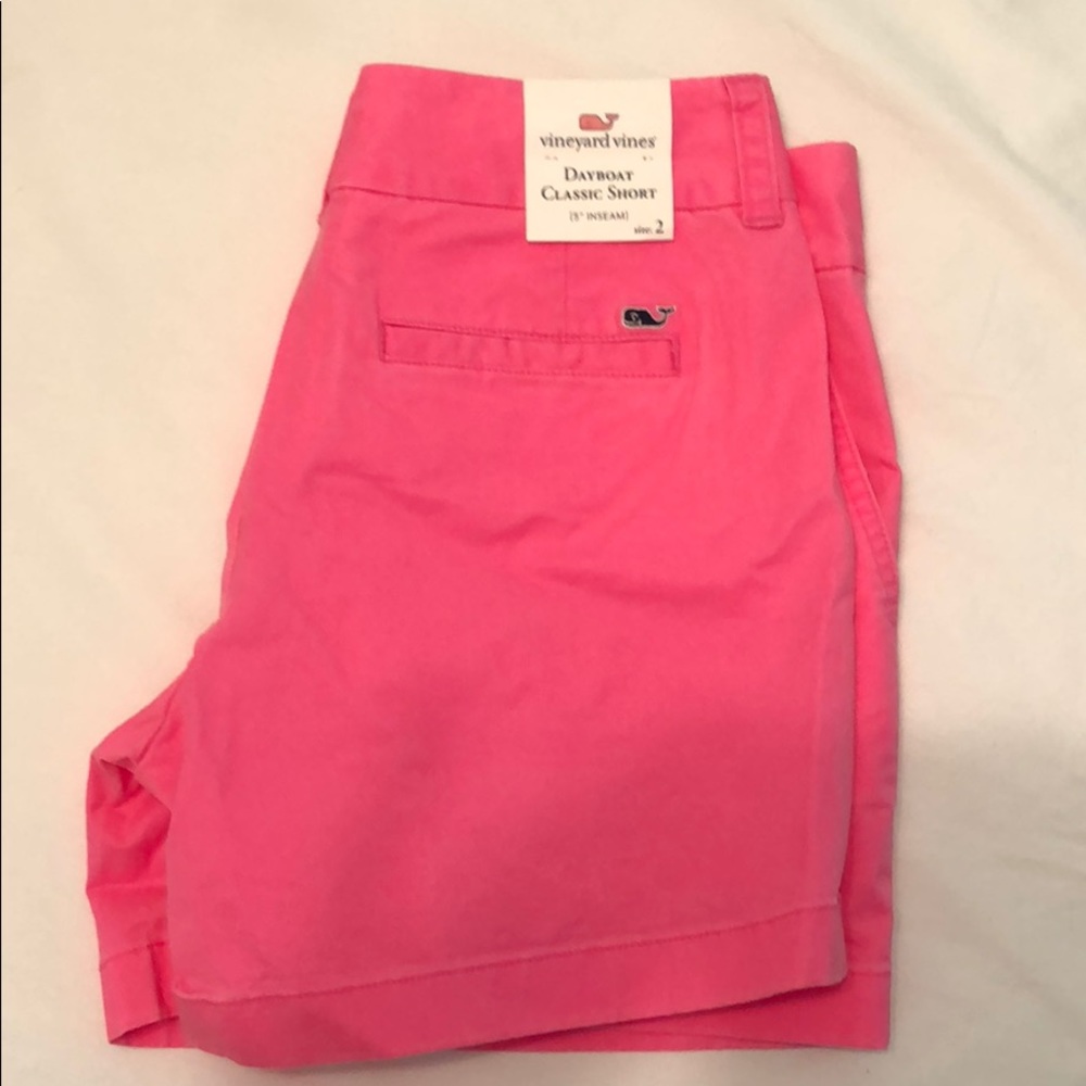 Vineyard vines 5” inseam shorts size 2